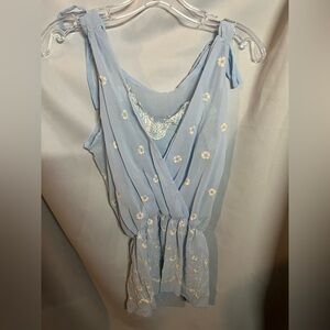 NWT Available Blue Y2K Floral Embroidered Top
